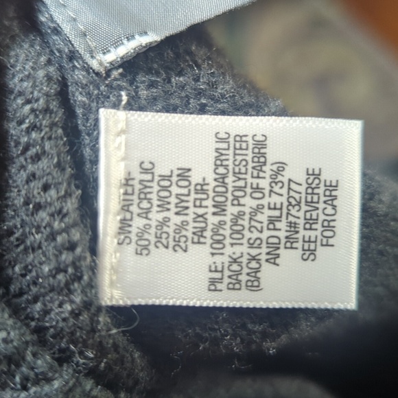 New Faux Fur Cardigan Vera Wang Black/Gray Button Wool Blend  Size XL - Picture 8 of 10